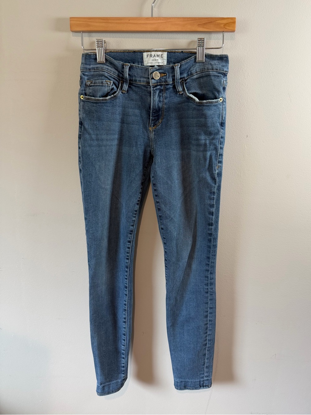 Frame Women’s Denim Skinny Jeans in Blue Wash Le Skinny de Jeanne Size 25